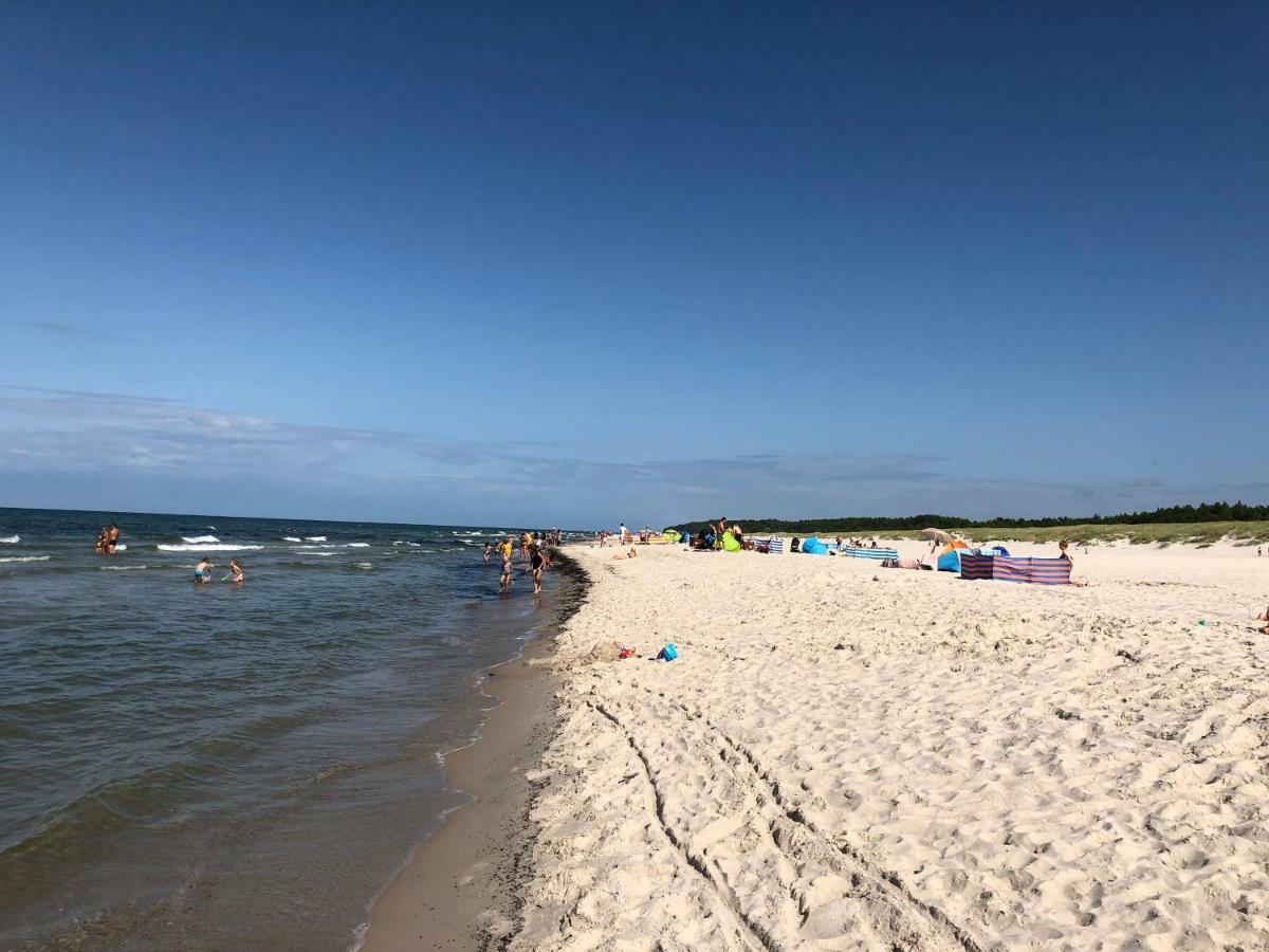 Dzika Plaza Wierzchucino Exteriör bild